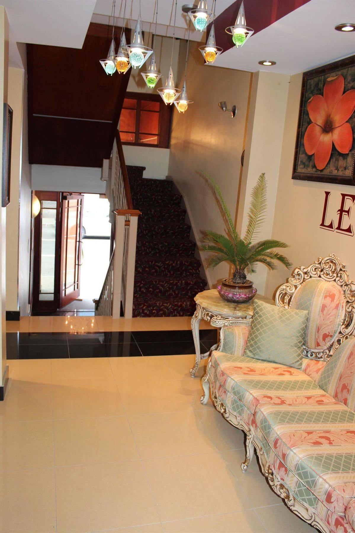 Le Saint-Malo Hotel Montréal Buitenkant foto